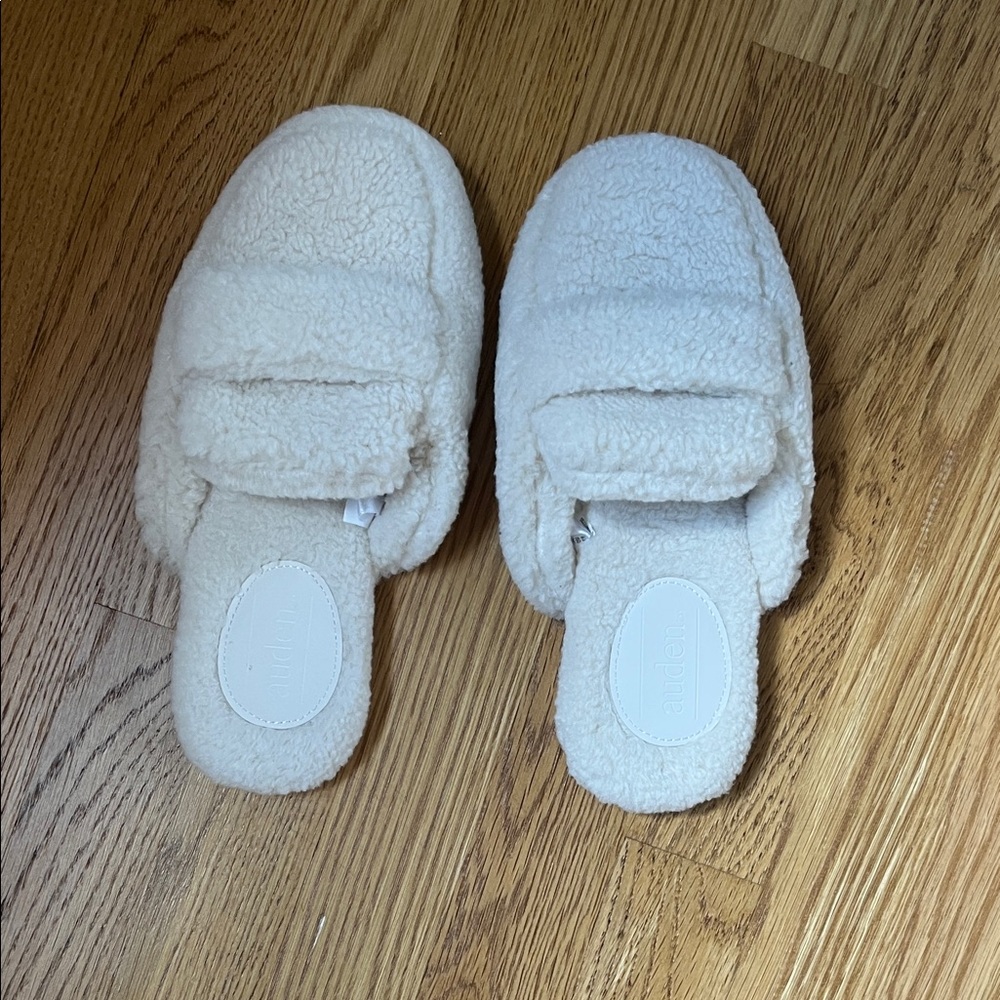 Auden Cream Fuzzy Slippers
